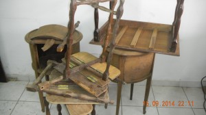 restauro jogo mesas e criados.